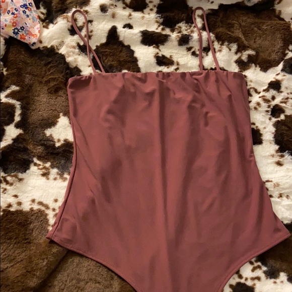 Mauve strap bodysuit - Picture 2 of 3